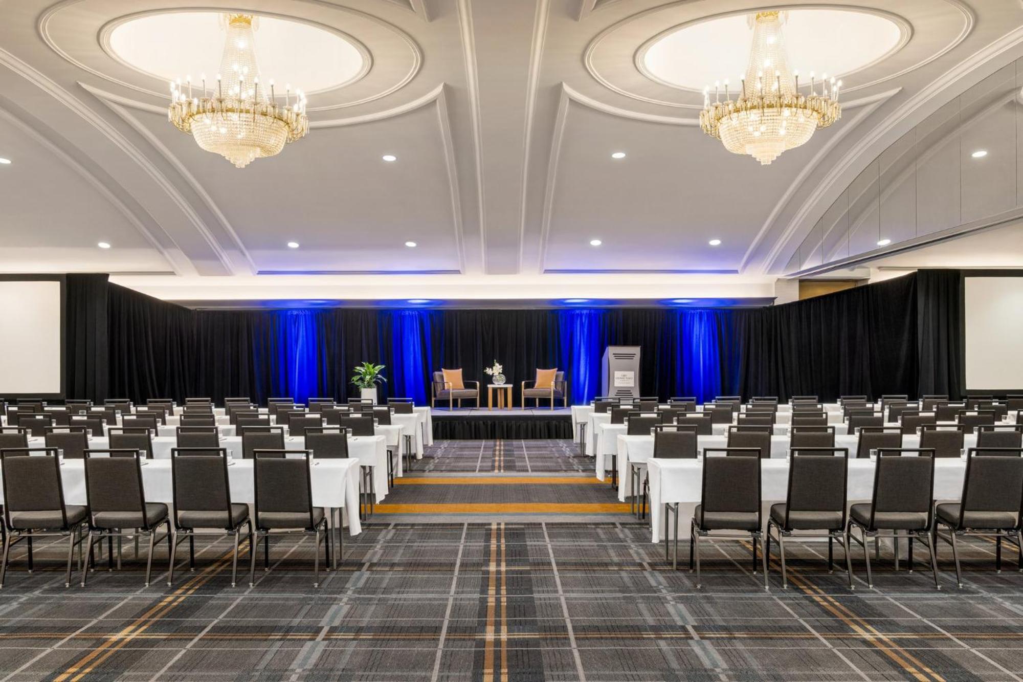 Crowne Plaza Louisville Airport Expo Ctr By Ihg Εξωτερικό φωτογραφία