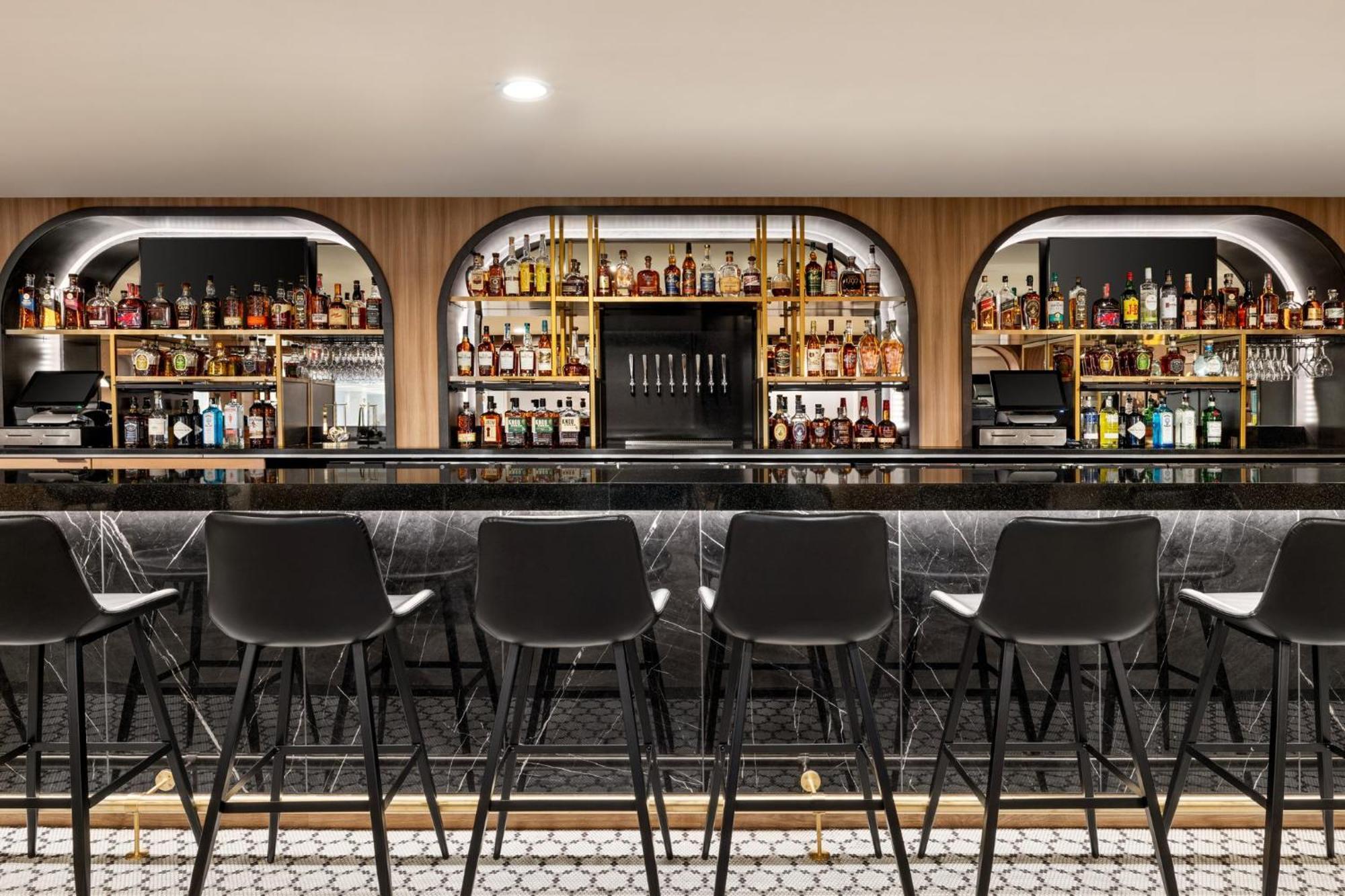 Crowne Plaza Louisville Airport Expo Ctr By Ihg Εξωτερικό φωτογραφία